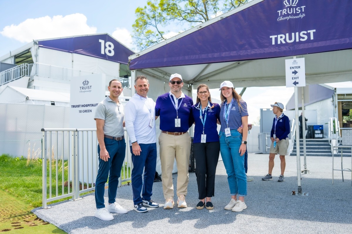 Image of volunteers at the Truist Championship